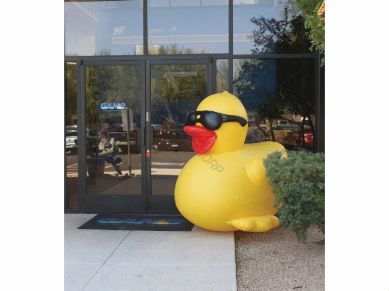 5 inflatable derby duck